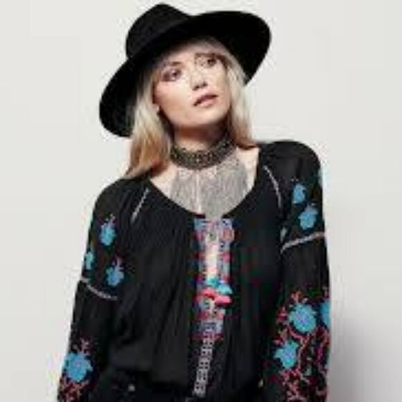 Free People Marishka Peasant Blouse in black - Picture 2 of 16